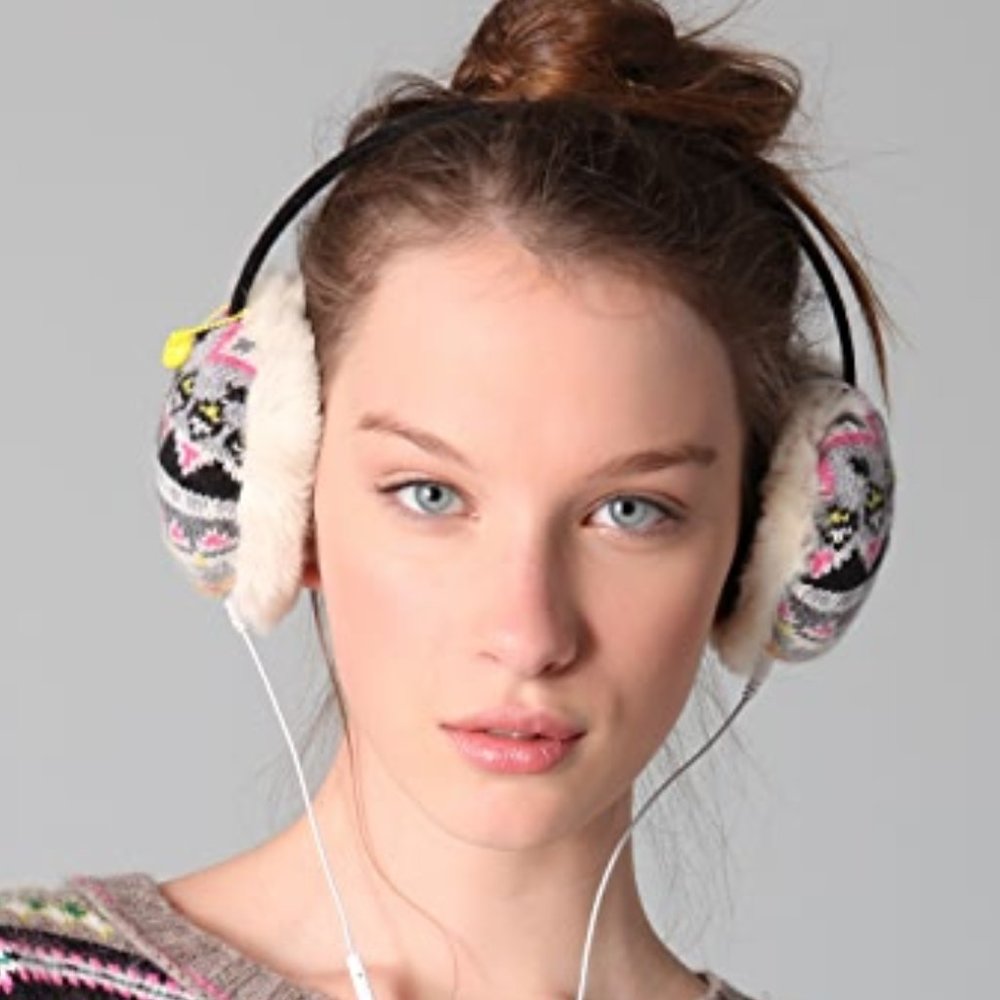 Juicy Couture Faux Fur Earmuff Speaker Headphones